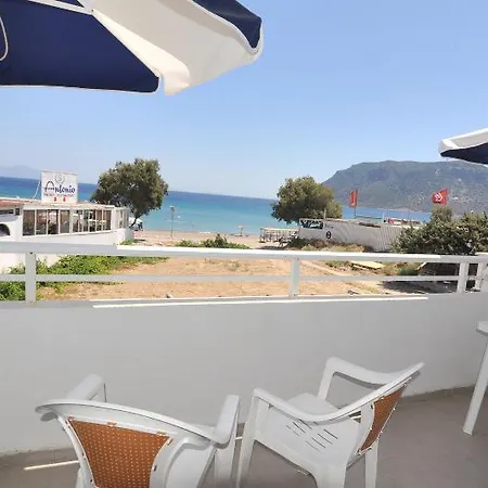 Seaview מלון